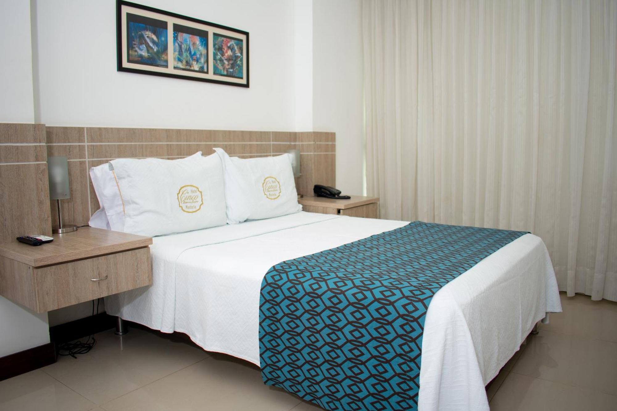 Hotel Cinco Montería Szoba fotó