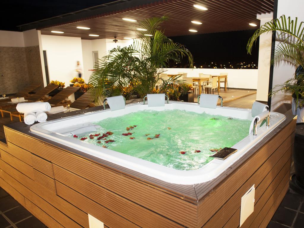 Hotel Cinco Montería Kültér fotó