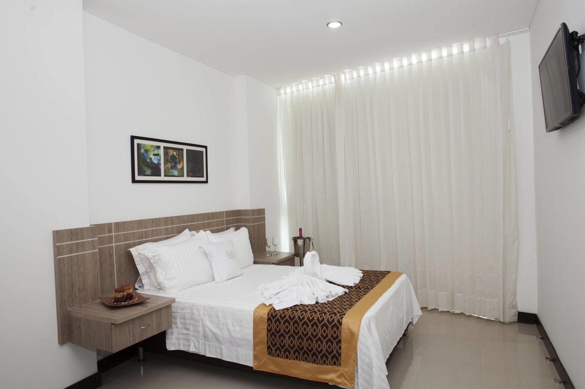 Hotel Cinco Montería Kültér fotó